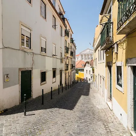 Enjoy Charming Downtown